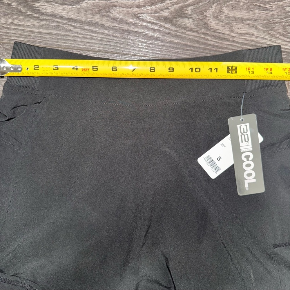 32 Degrees Women's Small Black Pull On Skort Side Pockets Skirt with shorts Med - Picture 8 of 11